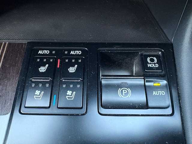 レクサス ＲＸ 450h バージョンL 大阪府 2017(平29)年 2.7万km ソニッククォーツ 純正12.3型ナビ/全方位カメラ/ブラインドスポットモニター/レクサスセーフティーシステム/ヘッドアップディスプレイ/電動リアゲート/パワーシート/シートメモリー/シートヒーター/シートエアコン/黒革シート/三眼LEDヘッドライト/ビルトインETC2.0/純正アルミホイール/スマートキー×2