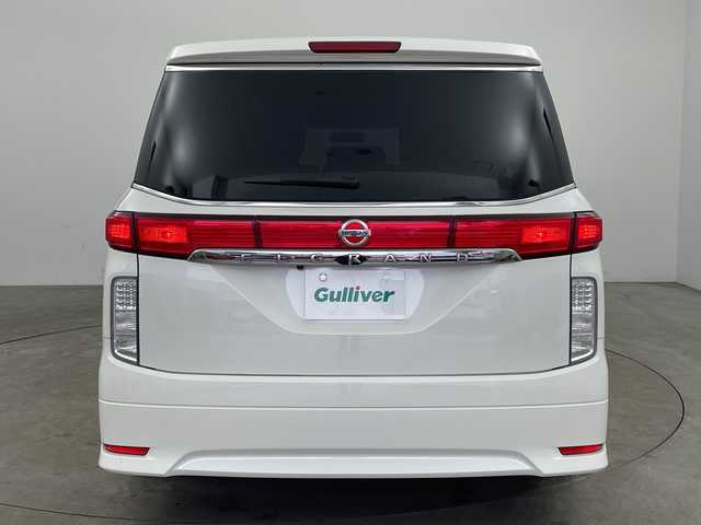 日産 エルグランド 350ハイウェイスター プレミアム 兵庫県 2011(平23)年 6.8万km ブリリアントホワイトパール ・アルパイン製8型ナビ＆フルセグ＆BT＆DVD/・アルパイン製10.2型フリップダウンモニター/・バックカメラ/・両側パワースライドドア/・革シート/・前席シートヒーター/・前席パワーシート/・パワーバックドア/・TEIN車高調/・社外20インチアルミホイール/・スマートキー/・プッシュスタート/・ETC/・LEDヘッドライト/・オートライト/・フロアマット/・横滑り防止装置