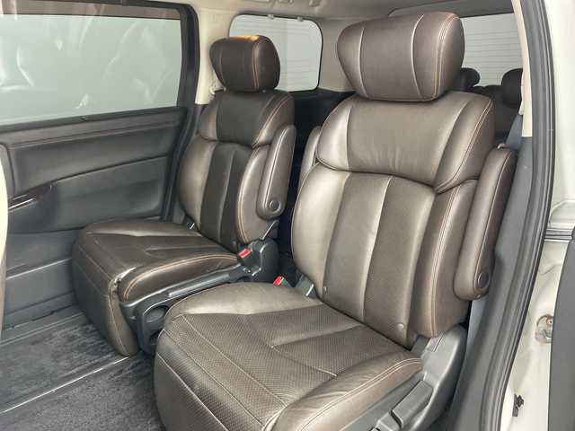 日産 エルグランド 350ハイウェイスター プレミアム 兵庫県 2011(平23)年 6.8万km ブリリアントホワイトパール ・アルパイン製8型ナビ＆フルセグ＆BT＆DVD/・アルパイン製10.2型フリップダウンモニター/・バックカメラ/・両側パワースライドドア/・革シート/・前席シートヒーター/・前席パワーシート/・パワーバックドア/・TEIN車高調/・社外20インチアルミホイール/・スマートキー/・プッシュスタート/・ETC/・LEDヘッドライト/・オートライト/・フロアマット/・横滑り防止装置