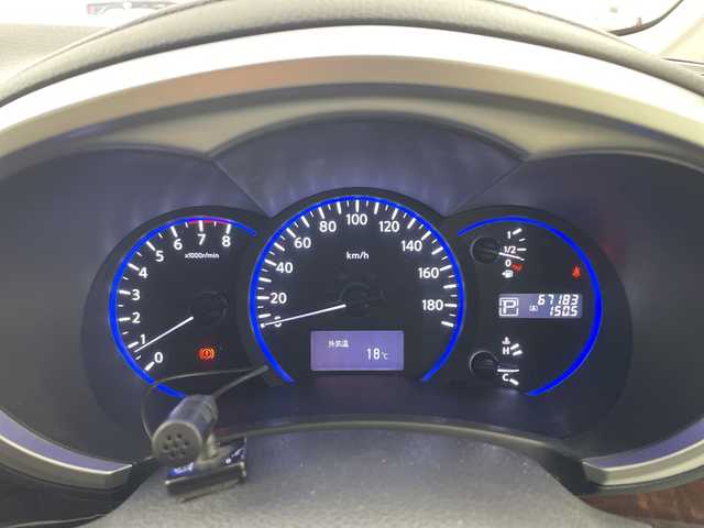 日産 エルグランド 350ハイウェイスター プレミアム 兵庫県 2011(平23)年 6.8万km ブリリアントホワイトパール ・アルパイン製8型ナビ＆フルセグ＆BT＆DVD/・アルパイン製10.2型フリップダウンモニター/・バックカメラ/・両側パワースライドドア/・革シート/・前席シートヒーター/・前席パワーシート/・パワーバックドア/・TEIN車高調/・社外20インチアルミホイール/・スマートキー/・プッシュスタート/・ETC/・LEDヘッドライト/・オートライト/・フロアマット/・横滑り防止装置