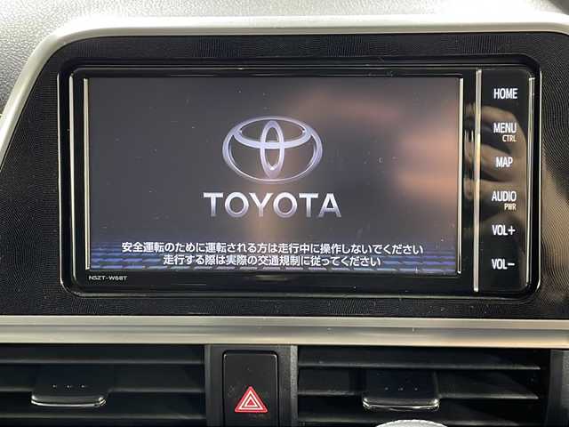 トヨタ シエンタ G 広島県 2022(令4)年 2.9万km グレイッシュブルー 純正ナビ/純正フリップダウンモニター/両側パワースライドドア/バックカメラ/セーフティセンス/・プリクラッシュセーフティ/・レーンディパーチャーアラート/・オートマチックハイビーム/クリアランスソナー/パーキングサポートブレーキ/LEDヘッドランプ/オートライト/純正ホイールキャップ/ステアリングスイッチ/ETC2.0