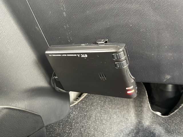 トヨタ アクア S 兵庫県 2014(平26)年 4.1万km クールソーダメタリック 純正SDナビ/フルセグTV/Bluetooth/バックカメラ/プッシュスタート/スマートキー×２/ETC/オートライト/取扱説明書