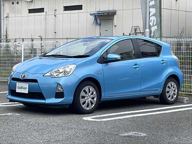 トヨタ アクア S 兵庫県 2014(平26)年 4.1万km クールソーダメタリック 純正SDナビ/フルセグTV/Bluetooth/バックカメラ/プッシュスタート/スマートキー×２/ETC/オートライト/取扱説明書