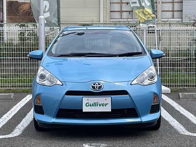 トヨタ アクア S 兵庫県 2014(平26)年 4.1万km クールソーダメタリック 純正SDナビ/フルセグTV/Bluetooth/バックカメラ/プッシュスタート/スマートキー×２/ETC/オートライト/取扱説明書