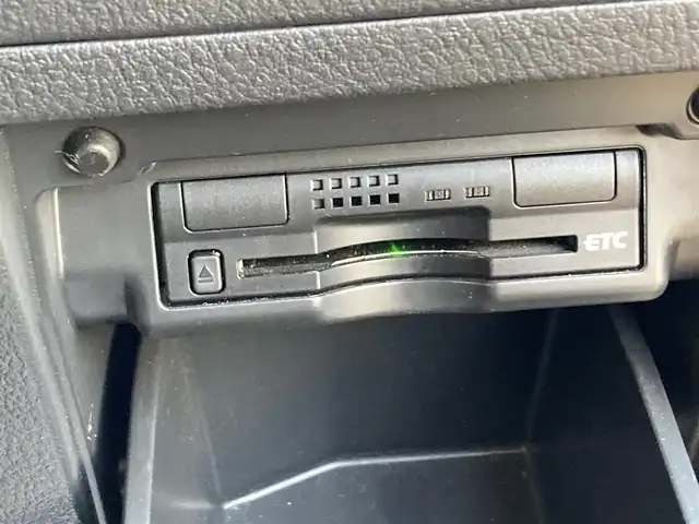 トヨタ アルファード 240S 岩手県 2012(平24)年 7.4万km ブラック 社外メモリナビ/AM/FM/CD/DVD/Bluetooth/フルセグTV/バックカメラ/ビルトインETC/片側パワースライドドア/フリップダウンモニター/レーンキープアシスト/横滑り防止装置/コーナーセンサー/オートライト/HIDヘッドライト/スマートキー/エンジンスターター/モデリスタエアロ/プッシュスタート/電動格納ミラー/社外18インチAW/純正フロアマット/ドアバイザー/保証書/取扱説明書