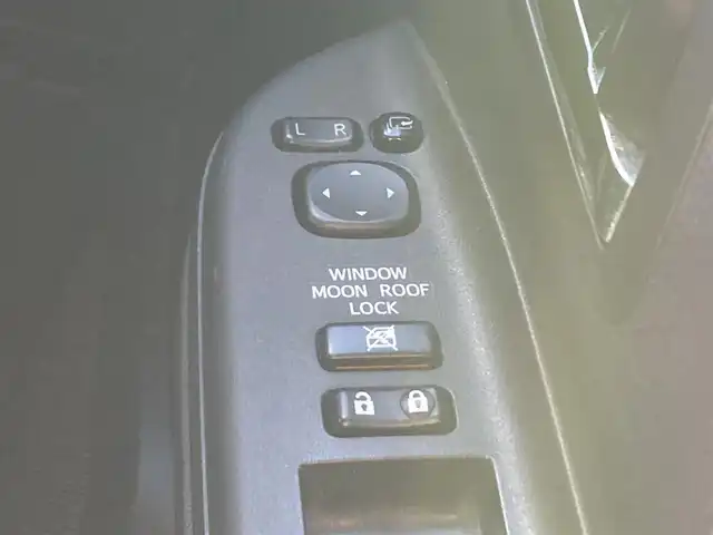 トヨタ アルファード 240S 岩手県 2012(平24)年 7.4万km ブラック 社外メモリナビ/AM/FM/CD/DVD/Bluetooth/フルセグTV/バックカメラ/ビルトインETC/片側パワースライドドア/フリップダウンモニター/レーンキープアシスト/横滑り防止装置/コーナーセンサー/オートライト/HIDヘッドライト/スマートキー/エンジンスターター/モデリスタエアロ/プッシュスタート/電動格納ミラー/社外18インチAW/純正フロアマット/ドアバイザー/保証書/取扱説明書
