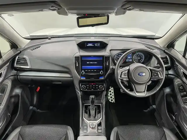 スバル フォレスター ハイブリッド アドバンス 愛知県 2019(令1)年 4.5万km クリスタルホワイトP 純正８インチＳＤナビ　/（Bluetooth/フルセグTV/SD/FM/AM/CD・DVD再生）/アイサイト　/　　-プリクラッシュブレーキ/　　-誤発進制御/　　-レーダークルーズコントロール/　　-車線逸脱警報/　　-先行車発進お知らせ/電動バックドア　/ビルトインＥＴＣ　/シートヒーター　/デジタルインナーミラー　/ドライブレコーダー　/ブラインドスポットモニター（ＢＳＭ）　/ＵＳＢ接続　/ステアリングヒーター　/メモリー付電動パワーシート　/ルーフレール/オートブレーキホールド機能/パドルシフト/ソナー