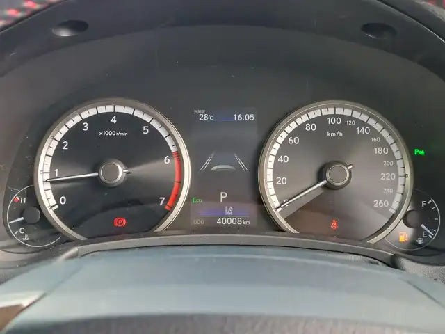 レクサス ＮＸ 300 Fスポーツ 東京都 2019(平31)年 4万km ホワイトノーヴァガラスフレーク ムーンルーフ/ヘッドアップディスプレイ/ルーフレール/3眼LEDヘッドライト/純正ナビ/パノラミックビューモニター/ドライブレコーダー/ETC2.0/シートヒーター/ベンチレーションシート/ステアリングヒーター/パワーバックドア/パドルシフト/Lexus Safety System ＋/・プリクラッシュセーフティ/・レーントレーシングアシスト/・オートマチックハイビーム/・アダプティブハイビームシステム/・レーダークルーズコントロール/・ブラインドスポットモニター