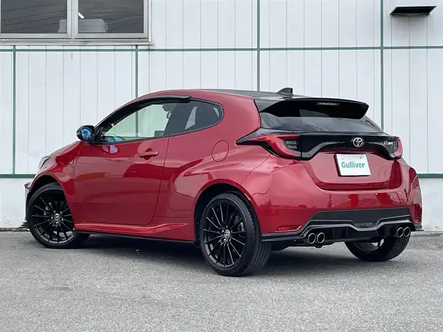トヨタ ＧＲヤリス RS 山梨県 2021(令3)年 4.1万km エモーショナルレッドⅡ カーボン調ルーフ/運転席RECARO製シート/純正ディスプレイオーディオ/Bluetooth接続/バックカメラ/ETC/前席シートヒーター/ステアリングヒーター/パドルシフト/レーダークルーズコントロール/スペアキー1本/取扱説明書/保証書