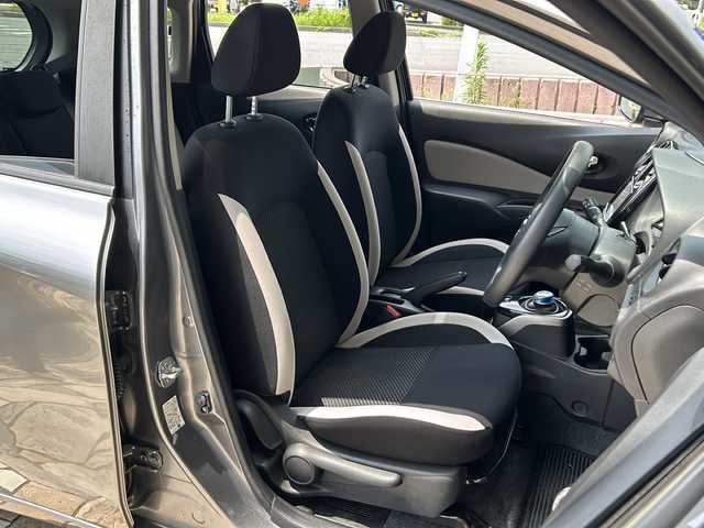日産 ノート e－パワー X Vセレクション 静岡県 2020(令2)年 5.9万km ダークメタルグレー ケンウッドナビ(カロッツェリア)/・SD/・FM/・AM/・Bluetooth/・iPod/・USB/・CD/DVD/主要装備/・アラウンドビューモニター/・衝突被害軽減システム/・ＥＴＣ/・ＬＥＤヘッドライト/・オートライト/・デジタルインナーミラー/・クリアランスソナー/・１５インチ純正ＡＷ/・レーンキープアシスト/・横滑り防止装置