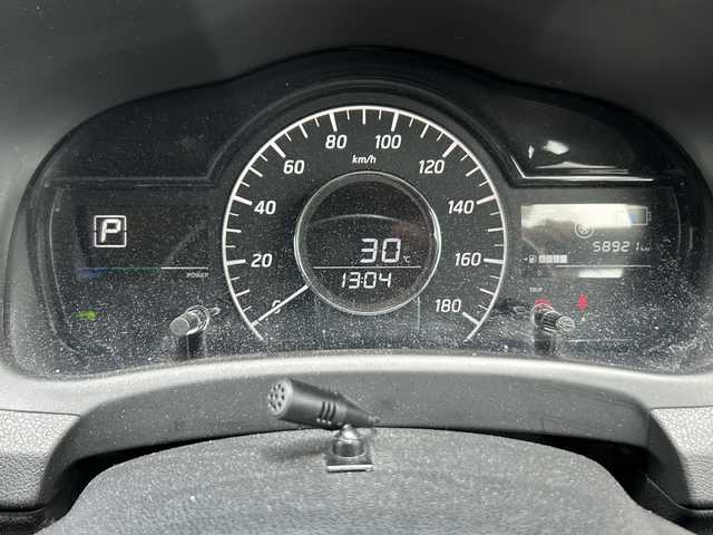 日産 ノート e－パワー X Vセレクション 静岡県 2020(令2)年 5.9万km ダークメタルグレー ケンウッドナビ(カロッツェリア)/・SD/・FM/・AM/・Bluetooth/・iPod/・USB/・CD/DVD/主要装備/・アラウンドビューモニター/・衝突被害軽減システム/・ＥＴＣ/・ＬＥＤヘッドライト/・オートライト/・デジタルインナーミラー/・クリアランスソナー/・１５インチ純正ＡＷ/・レーンキープアシスト/・横滑り防止装置