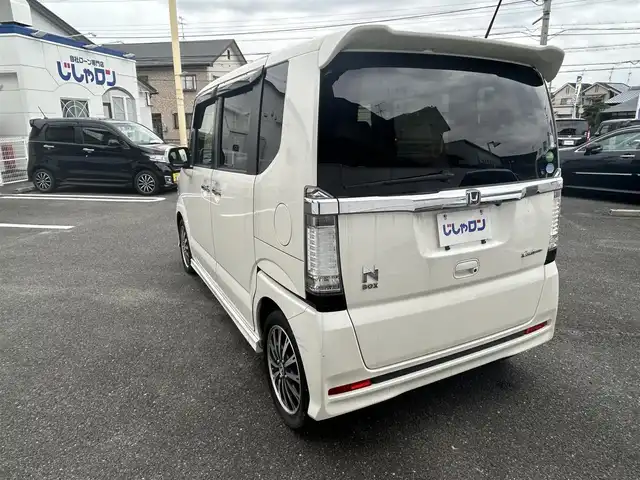 ホンダ Ｎ ＢＯＸ カスタム G ターボSSパッケージ 奈良県 2014(平26)年 6万km プレミアムホワイトパール (株)IDOMが運営する【じしゃロン奈良店】の自社ローン対象車両になります。こちらは現金ご利用時の価格です。/自社ローンご希望の方は別途その旨お申付け下さい。