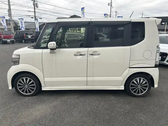 ホンダ Ｎ ＢＯＸ カスタム G ターボSSパッケージ 奈良県 2014(平26)年 6万km プレミアムホワイトパール (株)IDOMが運営する【じしゃロン奈良店】の自社ローン対象車両になります。こちらは現金ご利用時の価格です。/自社ローンご希望の方は別途その旨お申付け下さい。