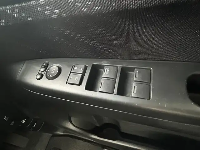 ホンダ Ｎ ＢＯＸ カスタム G ターボSSパッケージ 奈良県 2014(平26)年 6万km プレミアムホワイトパール (株)IDOMが運営する【じしゃロン奈良店】の自社ローン対象車両になります。こちらは現金ご利用時の価格です。/自社ローンご希望の方は別途その旨お申付け下さい。