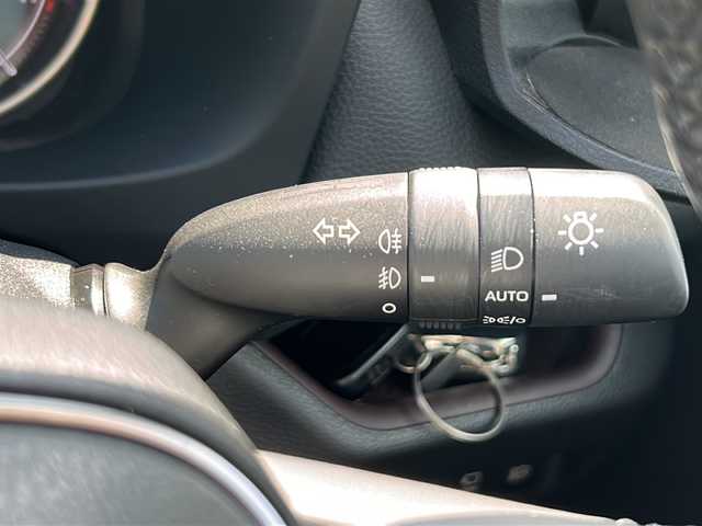 トヨタ ＲＡＶ４ G Zパッケージ 石川県 2022(令4)年 4.9万km ホワイトパールクリスタルシャイン 純正ナビ（ＢＴ／フルセグＴＶ／ＵＳＢ）　/サンルーフ　/バックカメラ　/３６０°カメラ　/ＥＴＣ　/ドラレコ　/レーダークルーズコントロール　/電動リアゲート　/Ｄ席パワーシート　/シートヒーター　/ステアリングヒーター/シートメモリ