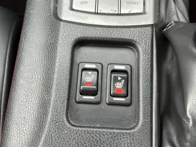トヨタ ８６ GT リミテッド 三重県 2012(平24)年 13.9万km ライトニングレッド 6速MT/車高調（BLITZ）/フロントエアロ（トラスト）/リアエアロ/リアスポイラー/社外ホイール(RAYS　グラムライツ57CR）/社外オーディオ（Bluetooth/AM/FM/USB）/ドライブレコーダー（前）/ETC/社外エアクリーナー/ハーフレザー/シートヒーター（運転席/助手席）/オートライト/無塗装ディフューザー付同色リアバンパー/マフラーカッター/リアスポイラー/リアフォグランプ/フロアアンダーカバー/革/アルカンターラコンビシート/ウォークイン機構（助手席）/スペアキー