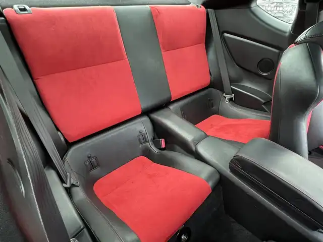 トヨタ ８６ GT リミテッド 三重県 2012(平24)年 13.9万km ライトニングレッド 6速MT/車高調（BLITZ）/フロントエアロ（トラスト）/リアエアロ/リアスポイラー/社外ホイール(RAYS　グラムライツ57CR）/社外オーディオ（Bluetooth/AM/FM/USB）/ドライブレコーダー（前）/ETC/社外エアクリーナー/ハーフレザー/シートヒーター（運転席/助手席）/オートライト/無塗装ディフューザー付同色リアバンパー/マフラーカッター/リアスポイラー/リアフォグランプ/フロアアンダーカバー/革/アルカンターラコンビシート/ウォークイン機構（助手席）/スペアキー