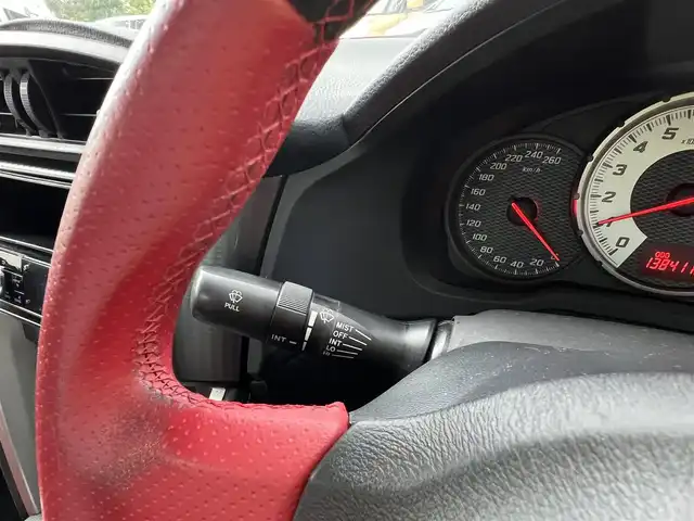 トヨタ ８６ GT リミテッド 三重県 2012(平24)年 13.9万km ライトニングレッド 6速MT/車高調（BLITZ）/フロントエアロ（トラスト）/リアエアロ/リアスポイラー/社外ホイール(RAYS　グラムライツ57CR）/社外オーディオ（Bluetooth/AM/FM/USB）/ドライブレコーダー（前）/ETC/社外エアクリーナー/ハーフレザー/シートヒーター（運転席/助手席）/オートライト/無塗装ディフューザー付同色リアバンパー/マフラーカッター/リアスポイラー/リアフォグランプ/フロアアンダーカバー/革/アルカンターラコンビシート/ウォークイン機構（助手席）/スペアキー