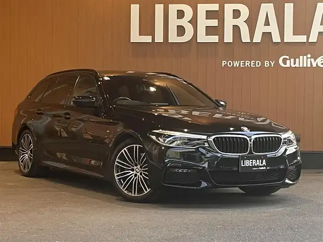 ＢＭＷ ５３０ｉ ツーリング Mスポーツ 宮城県 2018(平30)年 5.2万km サファイアブラックP セレクトパッケージ/ハイラインパッケージ/アクティブクルーズコントロール/インテリジェントセーフティ/レーンチェンジアシスト/レーンキープアシスト/パノラマガラスルーフ/harman/kardonサウンドシステム/ヘッドアップディスプレイ/iDriveナビゲーションシステム/フルセグTV/全方位カメラカメラ/ブラックレザーシート/全席シートヒーター/メモリ機能付きパワーシート/LEDヘッドライト/オートマチックハイビーム/コンフォートアクセス/パワーバックドア/純正19インチAW/ミラー一体型ETC車載器/ドライブレコーダー