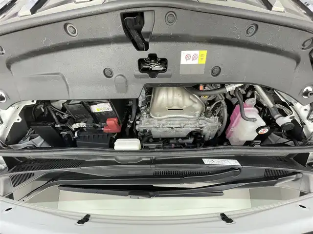 トヨタ アルファード S タイプゴールドⅢ 滋賀県 2022(令4)年 3.6万km ホワイトパールクリスタルシャイン 純正ナビ/・フルセグ/CD/DVD/Bluetooth/USB/フリップダウンモニター/サンルーフ/バックカメラ/BSM/両側自動ドア/パワーバックドア/デジタルインナーミラー/追従付クルーズコントロール/LEDヘッドライト/クリアランスソナー/オートマチックハイビーム/車線逸脱防止支援システム/横滑り防止システム/ハーフレザーシート/ETC