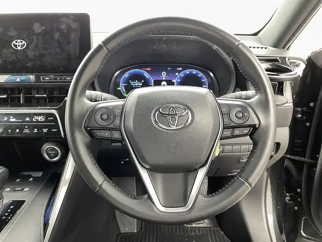 トヨタ ハリアー ハイブリッド G 福井県 2023(令5)年 3.2万km プレシャスブラックパール 純正ナビ機能付きディスプレイオーディオ（FM/AM/BT/HDMI/USB）/ハーフレザーシート/パワーバックドア /純正ETC2.0/純正フロアマット/スマートキー/トヨタセーフティセンス/ABS