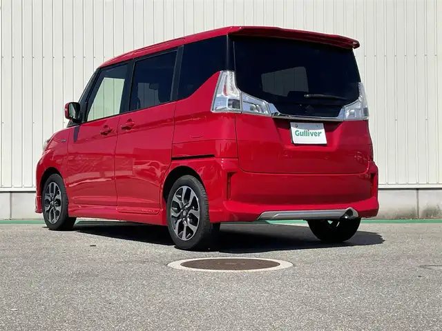 スズキ ソリオ 富山県 2017(平29)年 6.4万km ファーベントレッド 社外８インチナビ／/フルセグＴＶ／/Ｂｌｕｅｔｏｏｔｈ／/ＤＶＤ再生／/両側パワースライドドア／/スマートキー／/シートヒーター／/ＬＥＤオートライト／/フォグライト／