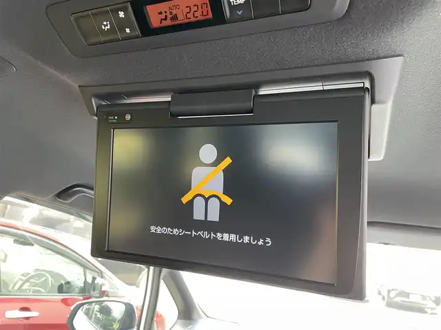 トヨタ ヴォクシー ZS 煌 東京都 2018(平30)年 2.7万km ホワイトパールクリスタルシャイン 純正ナビ【NSZN-Z68T】/　（フルセグ/CD/DVD/Bluetooth）/純正フリップダウンモニター【V12T-R68C】/バックカメラ/クルーズコントロール/横滑り防止装置/レーンキープアシスト/プリクラッシュセーフティ/ETC/両側パワースライドドア/前方ドライブレコーダー/純正ドアバイザー/フォグライト/スマートキー/純正16インチアルミホイール