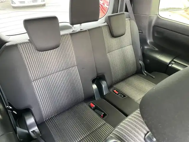 トヨタ ヴォクシー ZS 煌 東京都 2018(平30)年 2.7万km ホワイトパールクリスタルシャイン 純正ナビ【NSZN-Z68T】/　（フルセグ/CD/DVD/Bluetooth）/純正フリップダウンモニター【V12T-R68C】/バックカメラ/クルーズコントロール/横滑り防止装置/レーンキープアシスト/プリクラッシュセーフティ/ETC/両側パワースライドドア/前方ドライブレコーダー/純正ドアバイザー/フォグライト/スマートキー/純正16インチアルミホイール