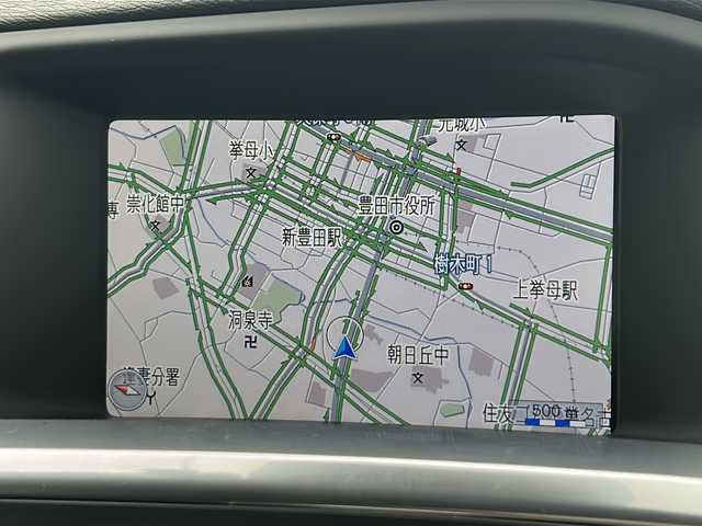 ボルボ Ｖ６０ T4 愛知県 2014(平26)年 9.4万km ブライトシルバーM /禁煙車/ワンオーナー//純正ナビ・フルセグTV//ETC/バックカメラ//黒革シート//シティセーフティ//ACC/BLIS//LDW/RSI//パークアシスト//前席シートヒーター//運転席パワーシート//パドルシフト//ハンドルヒーター//ルーフレール//純正１７インチアルミ//電動格納ミラーウインカー//ステアスイッチ//ドアバイザー/フロアマット//新車保証書/取扱説明書//スペアキー×１