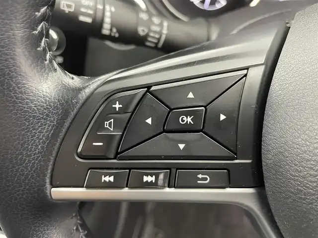 日産 エクストレイル 20Xi 富山県 2020(令2)年 5.9万km ダイヤモンドブラック 純正メモリナビ  MM320D-L/フルセグTV/DVD/Bluetooth/アラウンドビューモニター/エマージェンシーブレーキ/ETC/インテリジェントルームミラー/プロパイロット/前後シートヒーター /パワーバックドア /カプロンシート/前席パワーシート /純正ドライブレコーダー /LEDオートライト/コーナーセンサー/純正18インチアルミ/スマートキー