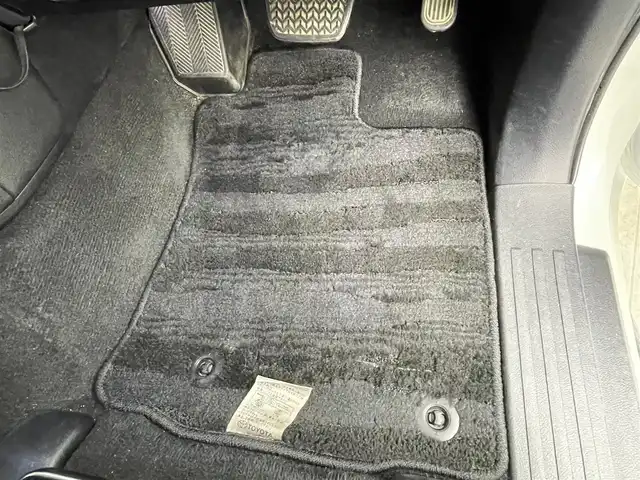 トヨタ ランドクルーザー プラド TX 群馬県 2017(平29)年 8.5万km ホワイトパールクリスタルシャイン ＡＬＰＩＮＥ９インチナビ　バックカメラ　レーダークルーズコントロール　ＬＥＤ　ＡＨＢ　ＲＡＹＳ１８インチアルミホイール　ステアリングリモコン　クリアランスソナー　スマートキー　ＥＴＣ　禁煙車