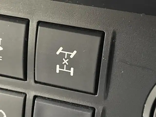 トヨタ ランドクルーザー プラド TX 群馬県 2017(平29)年 8.5万km ホワイトパールクリスタルシャイン ＡＬＰＩＮＥ９インチナビ　バックカメラ　レーダークルーズコントロール　ＬＥＤ　ＡＨＢ　ＲＡＹＳ１８インチアルミホイール　ステアリングリモコン　クリアランスソナー　スマートキー　ＥＴＣ　禁煙車