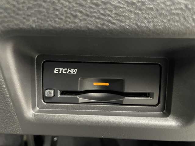 日産 セレナ e－パワー ハイウェイスター V 富山県 2025(令7)年 0.1千km ダイヤモンドブラック 純正12.3型ナビ（AM/FM/BT/USB/HDMI）/フルセグTV/全方位カメラ/純正後席モニター/前後ドライブレコーダー/ETC2.0/デジタルインナーミラー/両側パワースライドドア/衝突被害軽減システム/レーダークルーズコントロール/レーンキープアシスト/コーナーセンサー/横滑り防止装置/アイドリングストップ/純正アルミホイール/オートLEDライト/オートマチックハイビーム/フォグライト/ブラインドスポットモニター/オートホールド付電子パーキング/革巻きステアリング/ステアリングスイッチ/スマートキー/スペアキー