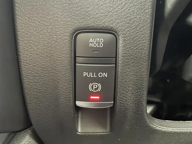 日産 セレナ e－パワー ハイウェイスター V 富山県 2025(令7)年 0.1千km ダイヤモンドブラック 純正12.3型ナビ（AM/FM/BT/USB/HDMI）/フルセグTV/全方位カメラ/純正後席モニター/前後ドライブレコーダー/ETC2.0/デジタルインナーミラー/両側パワースライドドア/衝突被害軽減システム/レーダークルーズコントロール/レーンキープアシスト/コーナーセンサー/横滑り防止装置/アイドリングストップ/純正アルミホイール/オートLEDライト/オートマチックハイビーム/フォグライト/ブラインドスポットモニター/オートホールド付電子パーキング/革巻きステアリング/ステアリングスイッチ/スマートキー/スペアキー