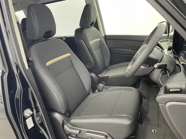 日産 セレナ e－パワー ハイウェイスター V 富山県 2025(令7)年 0.1千km ダイヤモンドブラック 純正12.3型ナビ（AM/FM/BT/USB/HDMI）/フルセグTV/全方位カメラ/純正後席モニター/前後ドライブレコーダー/ETC2.0/デジタルインナーミラー/両側パワースライドドア/衝突被害軽減システム/レーダークルーズコントロール/レーンキープアシスト/コーナーセンサー/横滑り防止装置/アイドリングストップ/純正アルミホイール/オートLEDライト/オートマチックハイビーム/フォグライト/ブラインドスポットモニター/オートホールド付電子パーキング/革巻きステアリング/ステアリングスイッチ/スマートキー/スペアキー