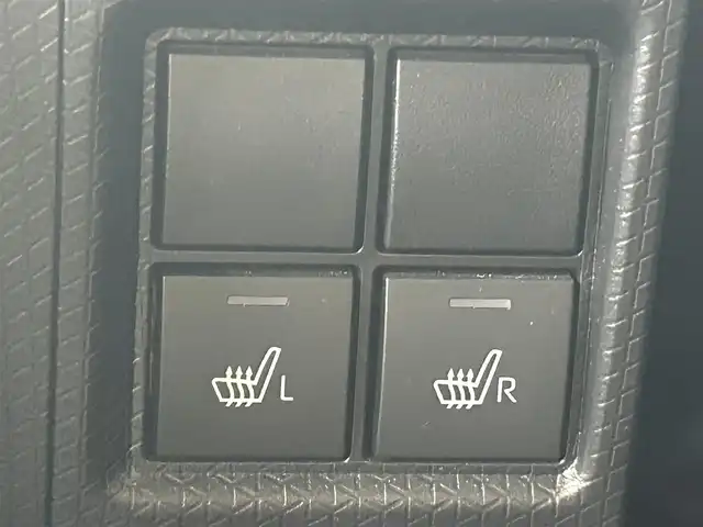 ダイハツ タント カスタム X セレクション 大阪府 2020(令2)年 2.6万km ブラックマイカメタリック 社外ナビ/バックカメラ/フルセグTV/前後ドライブレコーダー/ETC/前席シートヒーター/両側パワースライドドア/アイドリングストップ/純正14アルミホイール/LEDヘッド/クリアランスソナー/純正フロアマット/ステアリングスイッチ/助手席スライドスイッチ/保証書/取説