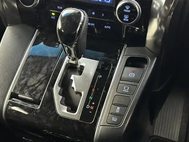 トヨタ アルファード S タイプゴールド 大分県 2020(令2)年 2.7万km ブラック 純正ディスプレイオーディオ/CD/DVDキッド/BT/フルセグ/ETC/バックカメラ/ＡＣ１００Ｖ/電子パーキング/オートホールド/トヨタセーフティーセンス/衝突軽減ブレーキ/レーンキープアシスト/コーナーセンサー/ＢＳＭ/デンジタルインナーミラー/レーダークルーズ/両側パワースライドドア/パワーバクドア/モデリスタエアロ（F/S/R）/フリップダウンモニター/サンルーフ/