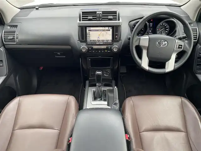 トヨタ ランドクルーザー プラド TXLパッケージ G－フロンティア 栃木県 2017(平29)年 7万km ホワイトパールクリスタルシャイン 【内装】/サンルーフ　/茶革シート　/前席パワーシート　/前席シートヒーター　/アルパイン 8型ナビ/CD/DVD/Blutooth/フルセグTV /バックカメラ　/アルパインフリップダウンモニター　/電動格納サードシート　/ドライブレコーダー/【外装】/モデリスタエアロ　/純正18インチアルミホイール　/サイドバイザー　