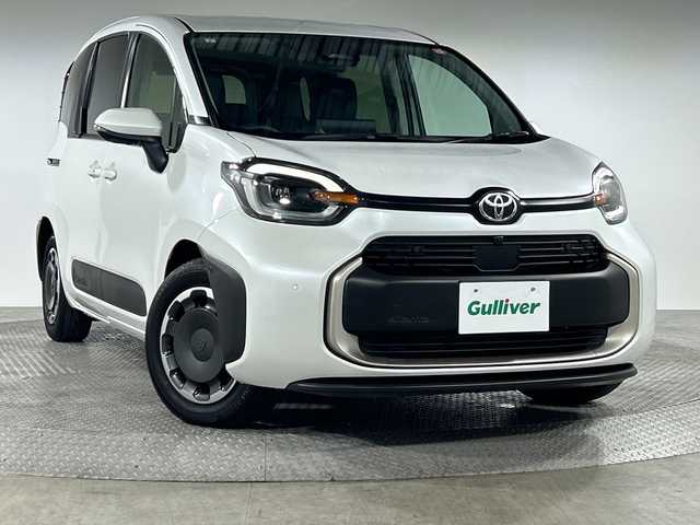 トヨタ シエンタ ハイブリッド Z 神奈川県 2024(令6)年 1.2万km プラチナホワイトパールマイカ 純正10.5型ディスプレイオーディオプラス/コネクトナビ/フルセグ　CD DVD/Bluetooth　USB　Miracast/トヨタチームメイト/パノラミックビューモニター/ハンズフリー両側電動スライドドア【サンシェード】/パーキングアシスト/AC100Vコンセント/セーフティセンス/アドバンストパーク/パーキングサポートブレーキ/プリクラッシュセーフティ/レーントレーシングアシスト/レーンディパーチャーアラート/レーダークルーズコントロール/アダブティブハイビーム/ロードサインアシスト/ドライバー異常時対応システム/プロアクティブドライビングアシスト/発進遅れ告知機能/ブラインドスポットモニター/革巻きステアリング/パワーステアリング/ステアリングヒーター/前席シートヒーター/純正ビルトインETC/EV/ECO/SPORTモード/プッシュスタート/スマートキー/LEDヘッドランプ/電格ウインカーミラー