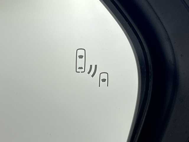 トヨタ シエンタ ハイブリッド Z 神奈川県 2024(令6)年 1.2万km プラチナホワイトパールマイカ 純正10.5型ディスプレイオーディオプラス/コネクトナビ/フルセグ　CD DVD/Bluetooth　USB　Miracast/トヨタチームメイト/パノラミックビューモニター/ハンズフリー両側電動スライドドア【サンシェード】/パーキングアシスト/AC100Vコンセント/セーフティセンス/アドバンストパーク/パーキングサポートブレーキ/プリクラッシュセーフティ/レーントレーシングアシスト/レーンディパーチャーアラート/レーダークルーズコントロール/アダブティブハイビーム/ロードサインアシスト/ドライバー異常時対応システム/プロアクティブドライビングアシスト/発進遅れ告知機能/ブラインドスポットモニター/革巻きステアリング/パワーステアリング/ステアリングヒーター/前席シートヒーター/純正ビルトインETC/EV/ECO/SPORTモード/プッシュスタート/スマートキー/LEDヘッドランプ/電格ウインカーミラー