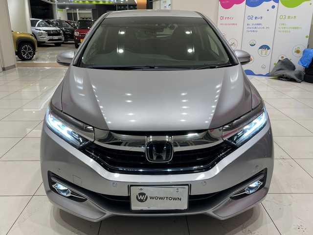 ホンダ シャトル ハイブリッド X ホンダセンシング 埼玉県 2017(平29)年 2.8万km ルナシルバーM ホンダセンシング/社外ナビ/　　CD/DVD/BD/BT/フルセグTV/バックカメラ/アダプティブクルーズコントロール/LEDオートライト/ハーフレザーシート/シートヒーター/パドルシフト/ETC/禁煙車