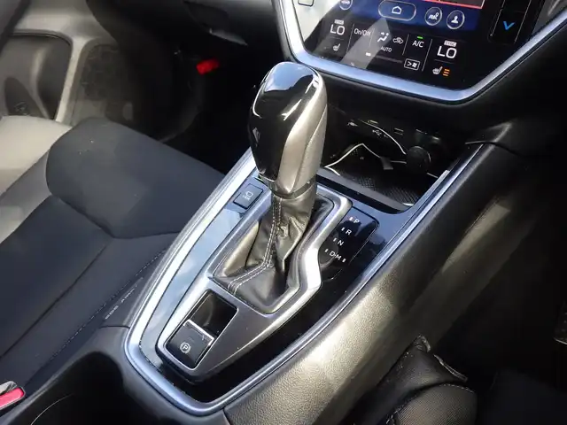 スバル レヴォーグ 1．8GT EX 千葉県 2021(令3)年 3.2万km クリスタルブラックシリカ 215/50R17/アイサイト/SIドライブ/スバルリヤビークルディテクション/SRH（ステアリング・レスポンシブ・ヘッドランプ）/スマートリアビューミラー/純正ナビ/地デジTV/【Apple CarPlay　Android Auto対応】/【Bluetooth接続】/サイド/バックカメラ/ドライブレコーダー（DRY-ST2000）/革巻きステアリング/ステアリングスイッチ/パドルシフト/ETC/LEDヘッドライト/フォグライト/ウインカーミラー/リアコーナーセンサー/純正17インチアルミホイル/サイド/カーテンエアバッグ/スマートキー