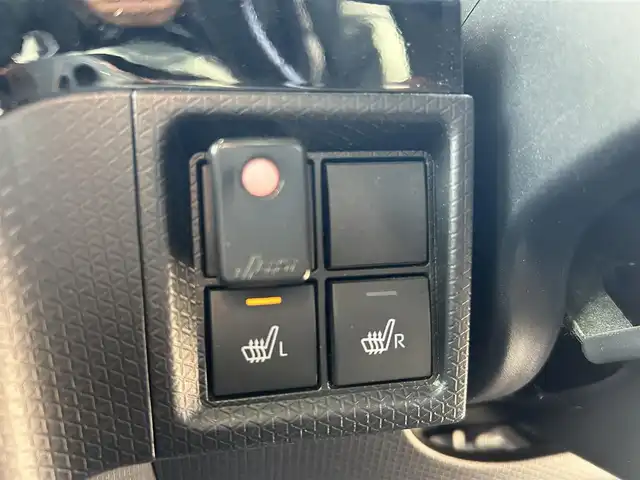 ダイハツ タント カスタム RS 富山県 2021(令3)年 7.9万km レーザーブルークリスタルシャイン 4WD/純正SDナビ/(AM/FM/CD/DVD/USB/ipod)/フルセグTV/カメラ(バック、全方位）/Bluetooth/クルーズコントロール/衝突軽減システム/コーナーセンサー/レーンキープアシスト/オートマチックハイビーム/横滑り防止装置/盗難防止装置/両側パワースライドドア/ドライブレコーダー/ビルトインETC/ハーフレザーシート/シートヒーター　運転席+助手席/純正AW/LEDライト/フォグランプ/アイドリングストップ/スマートキー×2/取扱説明書/保証書