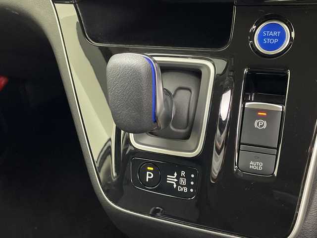 日産 セレナ e－パワー ハイウェイスター V 鹿児島県 2022(令4)年 2.8万km ダークメタルグレー ワンオーナー/純正ナビ/(BT/CD/DVD/AM/FM/フルセグTV)/アラウンドビューモニター/ドライブレコーダー/デジタルインナーミラー/両側パワースライドドア/プロパイロット/エマージェンシーブレーキ/ETC/前後コーナーセンサー/ブラインドスポットモニター/電動パーキングブレーキ/ステアリングリモコン/LEDヘッドライト/オートホールド/純正15インチアルミホイール/純正フロアマット/アイドリングストップ/保証書/取扱説明書