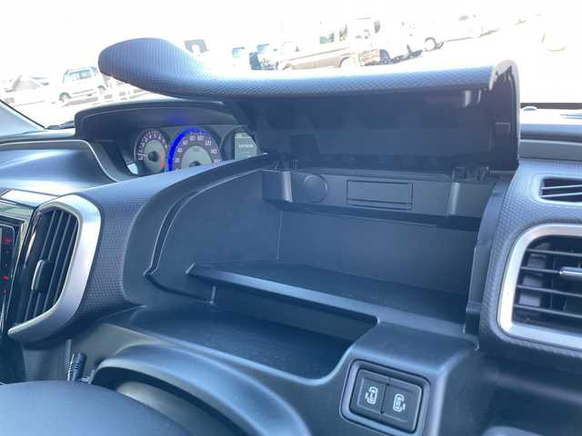 スズキ ソリオ バンディット HV MV 富山県 2020(令2)年 6.2万km ピュアホワイトP 社外ナビ（KENWOOD）/【CD/DVD/フルセグTV/BT/iPod】/両側パワースライドドア/ワンオーナー/クルーズコントロール/コーナーセンサー/パドルシフト/純正アルミホイール/電動格納ミラー/シートヒーター/スマートキー/アイドリングストップ/ETC/プッシュスタート/純正フロアマット/横滑り防止装置/盗難防止装置/レーンキープアシスト/オートマチックハイビーム