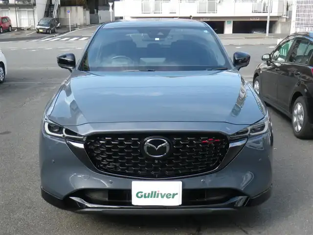 マツダ ＣＸ－５ 25S スポーツアピアランス 神奈川県 2023(令5)年 0.9万km ポリメタルグレーM ワンオーナー/登録時8256km/純正SDナビ　フルセグTV/（Bluetooth/USBx2）/360°ビューモニター/前後パーキングソナー/純正前後ドライブレコーダー（ナビ連動）/黒革シート/前席パワーシート（運転席メモリー付）/全席シートヒーター/ステアリングヒーター/ハンズフリーパワーバックドア/インテリジェントドライブセレクト/アドバンストスマートシティブレーキサポート/後退時スマートブレーキサポート/誤発進抑制制御/スマートブレーキサポート/レーダークルーズコントロール/クルージングトラフィックサポート/ブラインドスポット/車線逸脱警報/レーンキープアシスト/ドライバーアテンションアラート/アダプティブLEDヘッドランプ/ワイヤレス充電器/リアシート用充電USB/ETC（2.0）/パドルシフト/アイストップ/電動オート格納ミラー/アドバンストキーx2/取説書/保証書/点検記録（全てマツダディーラーで実施）/　R6/1  R6/7