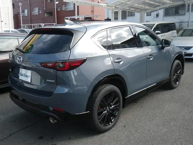 マツダ ＣＸ－５ 25S スポーツアピアランス 神奈川県 2023(令5)年 0.9万km ポリメタルグレーM ワンオーナー/登録時8256km/純正SDナビ　フルセグTV/（Bluetooth/USBx2）/360°ビューモニター/前後パーキングソナー/純正前後ドライブレコーダー（ナビ連動）/黒革シート/前席パワーシート（運転席メモリー付）/全席シートヒーター/ステアリングヒーター/ハンズフリーパワーバックドア/インテリジェントドライブセレクト/アドバンストスマートシティブレーキサポート/後退時スマートブレーキサポート/誤発進抑制制御/スマートブレーキサポート/レーダークルーズコントロール/クルージングトラフィックサポート/ブラインドスポット/車線逸脱警報/レーンキープアシスト/ドライバーアテンションアラート/アダプティブLEDヘッドランプ/ワイヤレス充電器/リアシート用充電USB/ETC（2.0）/パドルシフト/アイストップ/電動オート格納ミラー/アドバンストキーx2/取説書/保証書/点検記録（全てマツダディーラーで実施）/　R6/1  R6/7