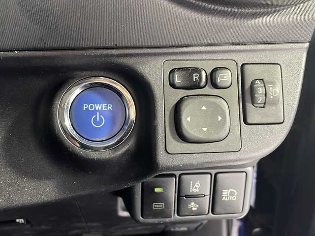 トヨタ アクア S スタイルブラック 福岡県 2019(令1)年 4.1万km ダークブルーマイカ 純正メモリナビ/フルセグテレビ/バックカメラ/プッシュスタート/レーンキープ/ステアリングリモコン/ドライブレコーダー/コーナーセンサー/LEDヘッドライト/オートハイビーム