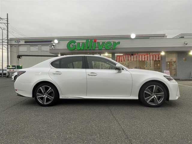 レクサス ＧＳ 300h Iパッケージ 千葉県 2016(平28)年 7.1万km ソニッククォーツ ワンオーナー/純正ナビ/地デジTV/バックカメラ/純正アルミホイール/前後クリアランスソナー/レーダーブレーキサポート/レーダーブレーキサポート/LEDヘッドライト/オートライト/オートマチックハイビーム/パドルシフト/LEDウォッシャー/ステアリングスイッチ/ステアリングヒーター/メモリーシート/レザーシート/シートヒーター（前席）/シートベンチレーション（前席）/電子制御パーキングブレーキ/追従機能付きクルーズコントロール/前方ドライブレコーダー/スペアキー（2本）/横滑り防止装置/保証書/取扱説明書/純正フロアマット