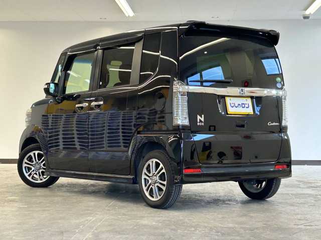 ホンダ Ｎ ＢＯＸ カスタム G Lパッケージ 静岡県 2016(平28)年 4.2万km スマートブラック (株)IDOMが運営する【じしゃロン浜松店】の自社ローン専用車両になりますこちらは現金またはオートローンご利用時の価格です。自社ローンご希望の方は別途その旨お申付け下さい/社外ナビ　/フルセグＴＶ　/Ｂｌｕｅｔｏｏｔｈ接続　/ＤＶＤ／ＣＤ　/バックカメラ　/ＥＴＣ　/両側パワースライドドア　/純正フロアマット　/純正アルミホイール　/ＨＩＤヘッドライト　/Ｗエアバッグ　/スマートキー